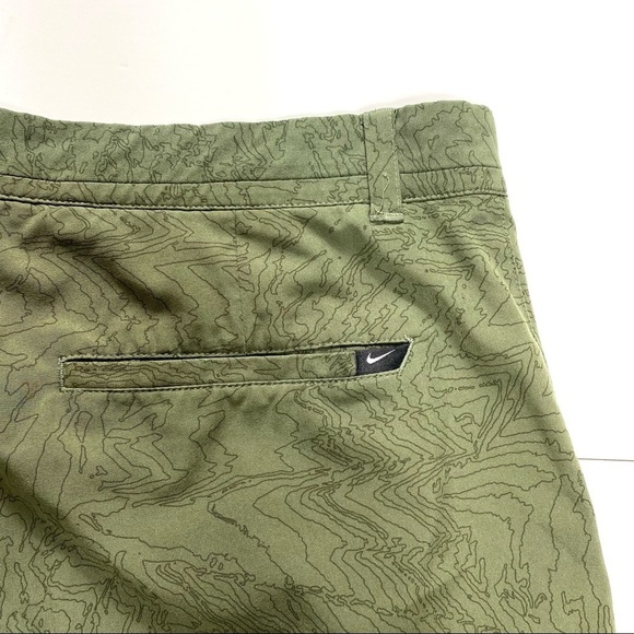 Nike Golf Standard Fit Golf Shorts Print Green - Picture 7 of 9